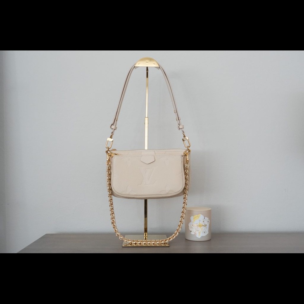 Crossbody bag